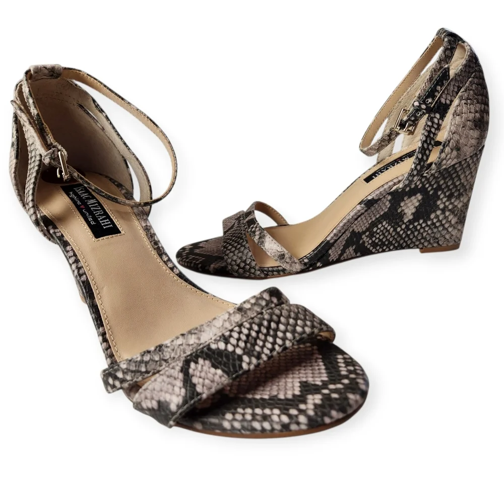 Isaac Mizrahi Flight Snakeskin Patterned Wedge Sandals Size 8M